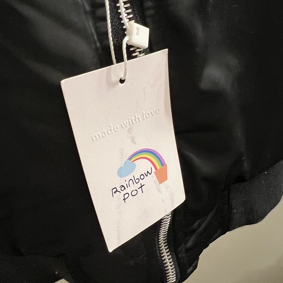 NWT reversible Rainbow pot brand kids jacket ☝️🌹❤️ - Picture 3 of 3